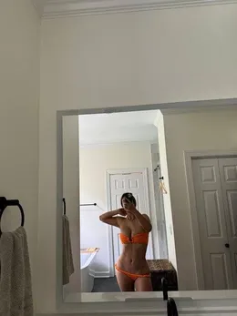 alinadanielle340